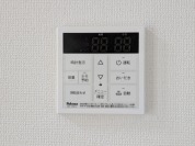 【給湯器操作パネル】
