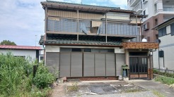 南道路に面した、陽当たり良好な物件です。
