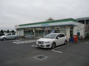 ファミリーマート伊奈南店