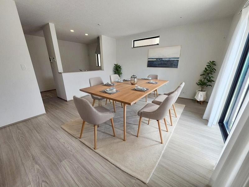 本画像はCGで作成しており、実際に現地に家具は置かれておりません。また、価格に家具は含まれておりません。
