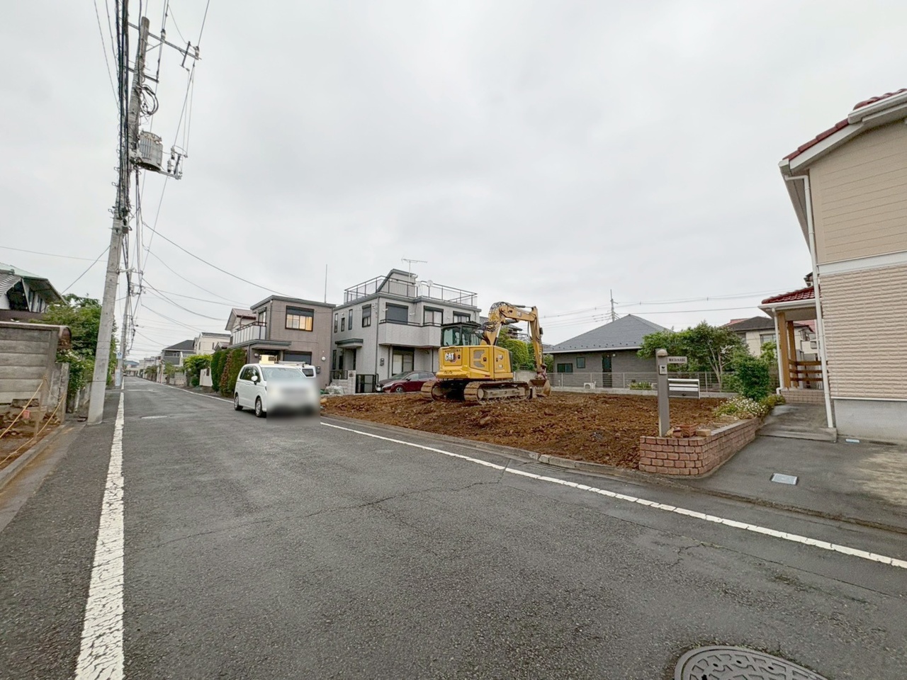 安心して暮らすことのできる住宅街。　住宅地の道路は一般に交通量が少なく車などの騒音が少ないため、住民にとって静かな生活環境が提供されます。
