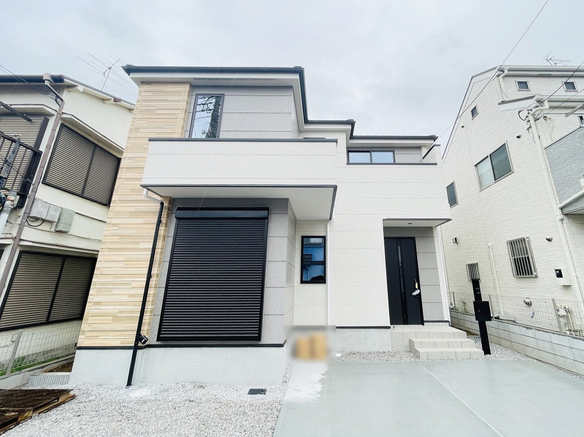 建物が完成しましたので室内のご見学予約スタート。当日のご見学予約も大歓迎です。お気軽にご連絡ください。エステート白馬国分寺店は火曜水曜も営業しております。