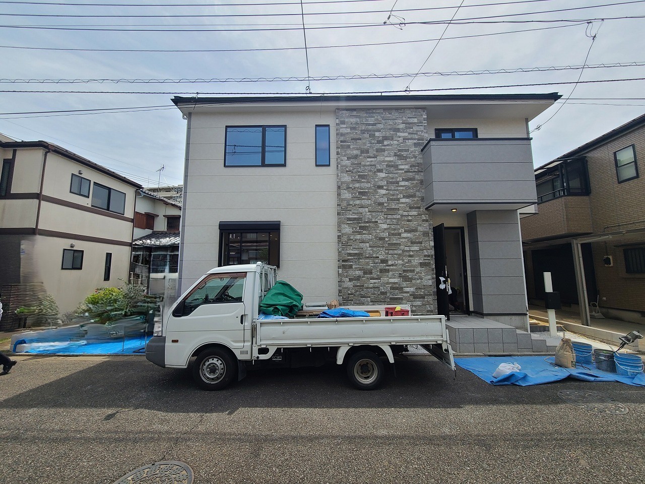 五感で感じる、現地でしかわからない事も沢山ございます。周辺環境なども一緒にご案内いたしますのでお気軽にお問合せください。

