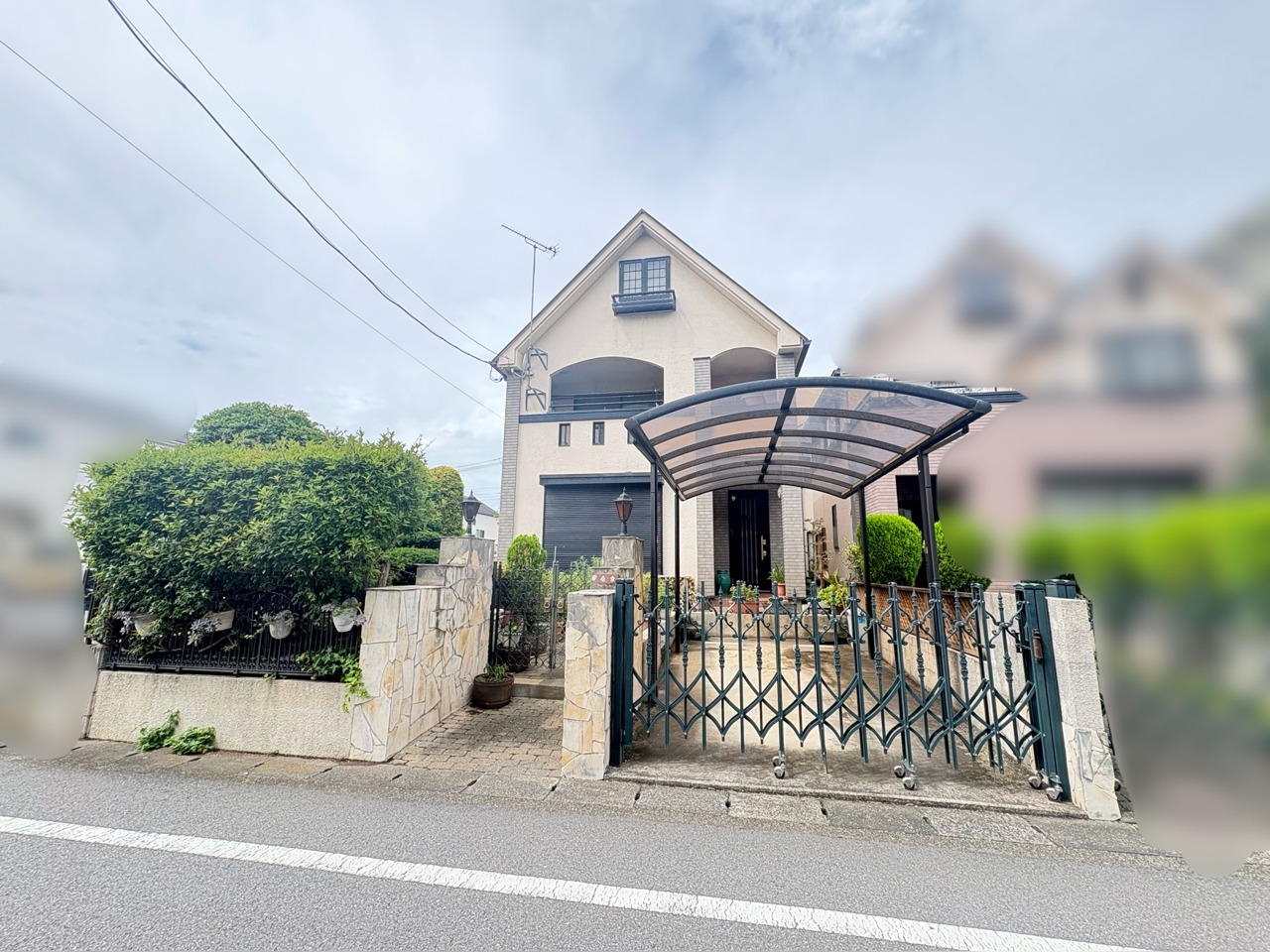 南道路に面した住まいは、お客様の自慢になるかも知れません。